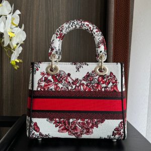 medium lady 24 red white embroidery