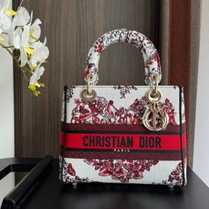 medium lady 24 red white embroidery