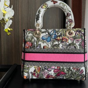 medium lady 24 black pink flower embroidery