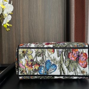 medium lady 24 black pink flower embroidery