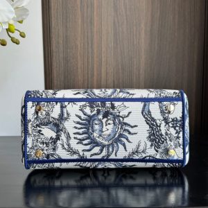 medium lady 24 blue white embroidery