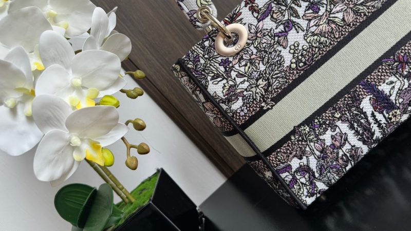 img_0faadb7d_20240528_i1716866105_5679_6_jpg medium lady 24 multicolor flower embroidery