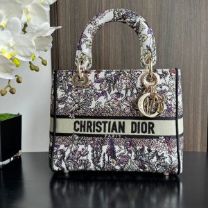 img_0faadb7d_20240528_i1716866105_5995_1_jpg medium lady 24 multicolor flower embroidery