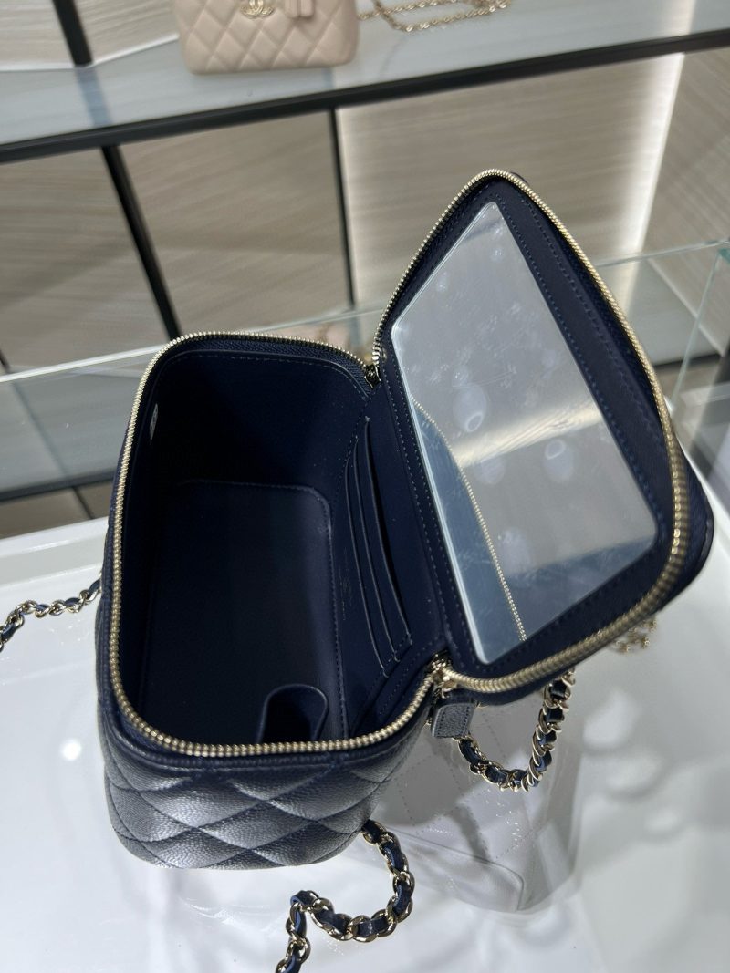 CC 25S Small Vanity 17cm Dark Blue Grained Calfskin Light Gold Hardware