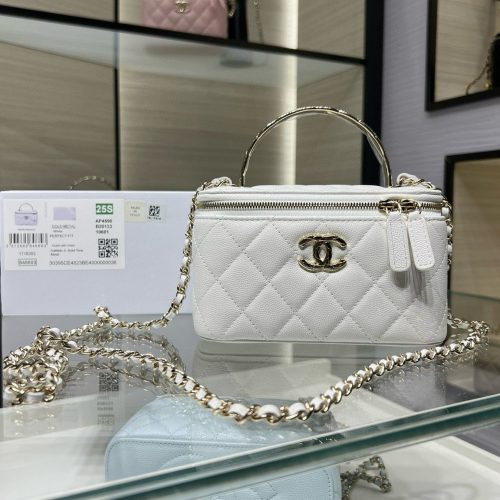 CC 25S Small Vanity 17cm White Grained Calfskin Light Gold Hardware