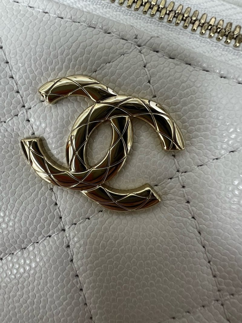 CC 25S Small Vanity 17cm White Grained Calfskin Light Gold Hardware