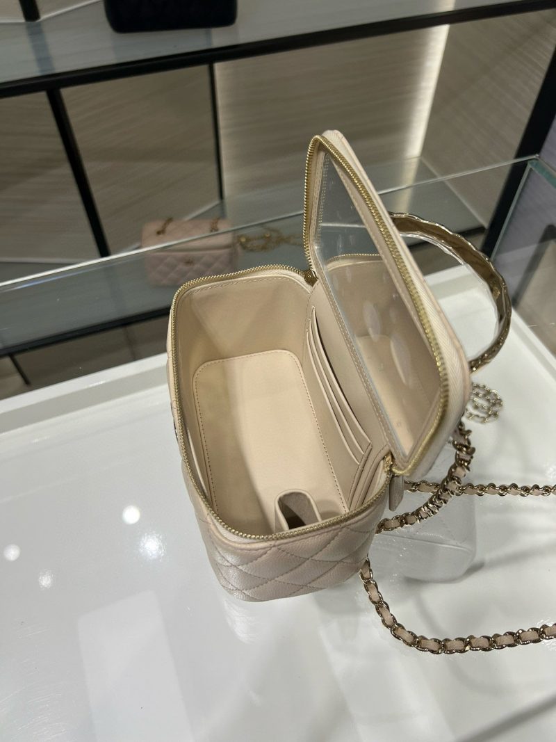 CC 25S Small Vanity 17cm Beige Grained Calfskin Light Gold Hardware