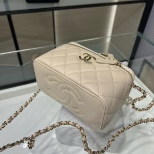 CC 25S Small Vanity 17cm Beige Grained Calfskin Light Gold Hardware