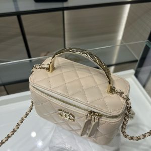 CC 25S Small Vanity 17cm Beige Grained Calfskin Light Gold Hardware