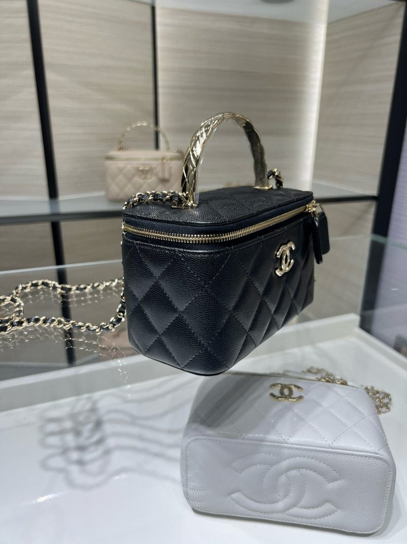 CC 25S Small Vanity 17cm Black Grained Calfskin Light Gold Hardware