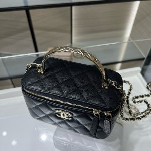 CC 25S Small Vanity 17cm Black Grained Calfskin Light Gold Hardware