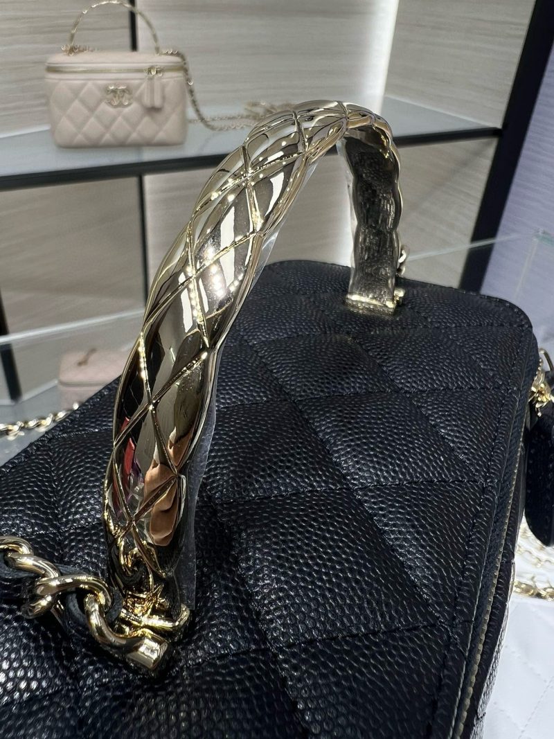 CC 25S Small Vanity 17cm Black Grained Calfskin Light Gold Hardware