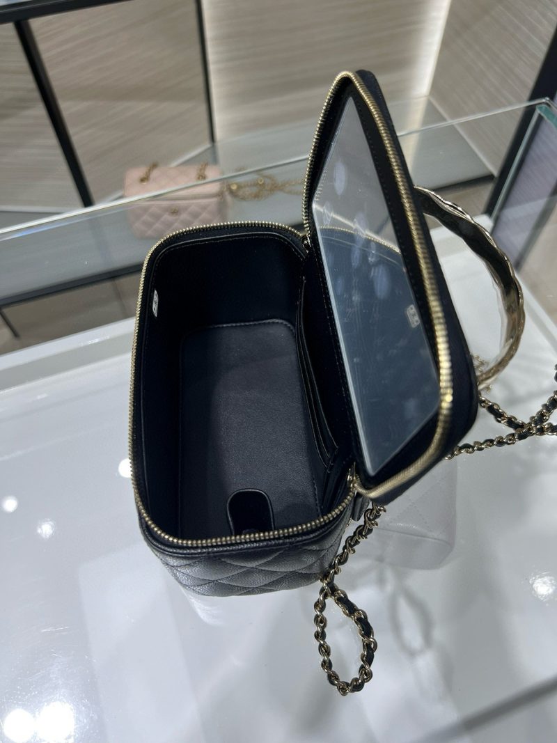 CC 25S Small Vanity 17cm Black Grained Calfskin Light Gold Hardware