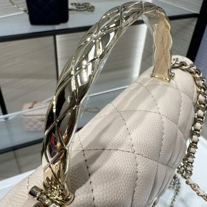 cc 25S Woc Top Handle 19cm Beige Grained Calfskin Light Gold Hardware