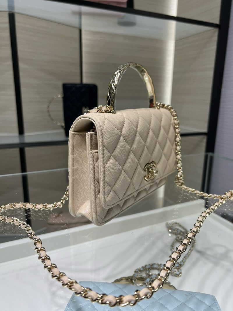 cc 25S Woc Top Handle 19cm Beige Grained Calfskin Light Gold Hardware