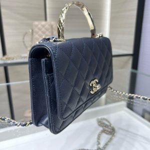 cc 25S Woc Top Handle 19cm Dark Blue Grained Calfskin Light Gold Hardware