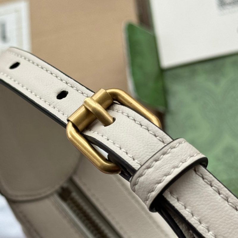 img_1d0ba638_20231217_i1702822422_4948_5_jpg gg marmont half-moon shaped 21cm white calfskin gold hardware