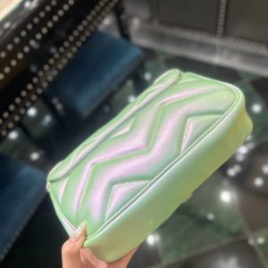 GG MARMONT 26 MEDIUM SHOULDER BAG GREEN IRIDESCENT CALFSKIN