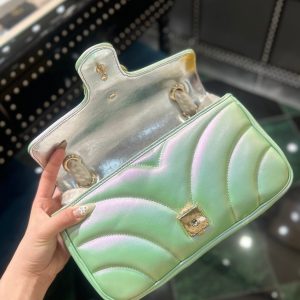 GG MARMONT 26 MEDIUM SHOULDER BAG GREEN IRIDESCENT CALFSKIN