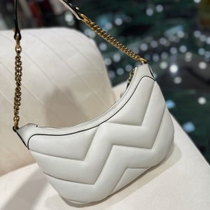 GG SMALL 26 MARMONT BAG IN WHITE CALFSKIN