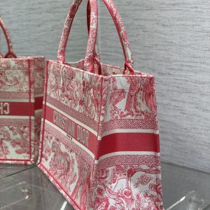 medium dioriviera book tote 36 red tiger embroidery canvas