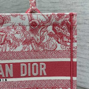 medium dioriviera book tote 36 red tiger embroidery canvas