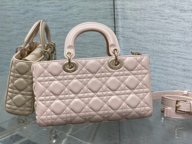 MEDIUM LADY D-JOY 26 POWDER PINK LAMBSKIN