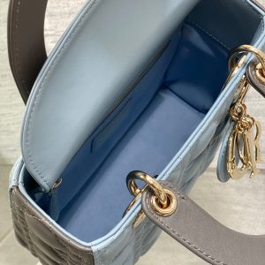 img_2b46f204_20240608_i1717785511_5575_3_jpg Lady Bag 20cm Celeste Blue Grey Lambksin