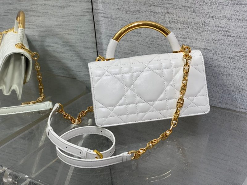 img_2b46f204_20240619_i1718782086_1755_2_jpg MINI 20 ANGE BAG IN WHITE MACROCANNAGE LAMBSKIN