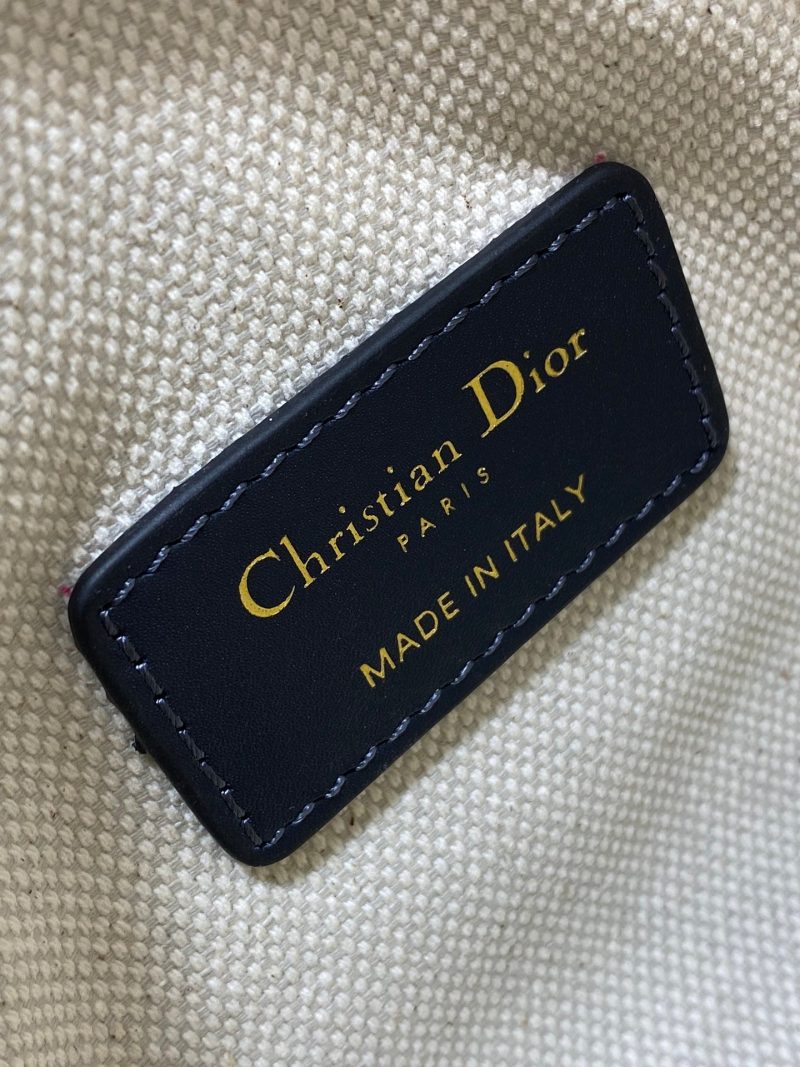 img_2b46f204_20240717_i1721197340_1354_3_jpg GROOVE MINI 17 BAG IN BLACK MIX BEIGE OBLIQUE MONOGRAM JACQUARD