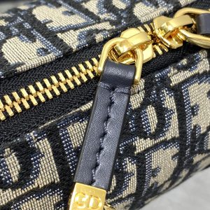 img_2b46f204_20240717_i1721197340_5053_0_jpg GROOVE MINI 17 BAG IN BLACK MIX BEIGE OBLIQUE MONOGRAM JACQUARD