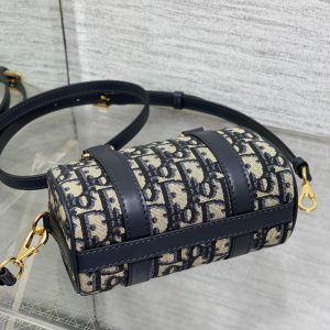 img_2b46f204_20240717_i1721197340_6292_8_jpg GROOVE MINI 17 BAG IN BLACK MIX BEIGE OBLIQUE MONOGRAM JACQUARD