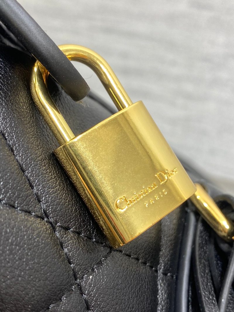 img_2b46f204_20240724_i1721801386_3077_2_jpg GROOVE MINI 20 BAG IN BLACK LAMBSKIN