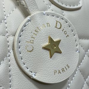 img_2b46f204_20240729_i1722236773_3932_8_jpg GROOVE 25 BAG IN WHITE CREAM LAMBSKIN