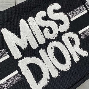 MEDIUM BOOK TOTE 36 IN BLACK MIX WHITE CANVAS 226507