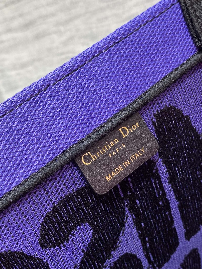 MEDIUM BOOK TOTE 36 IN COLORFUL CANVAS 226510