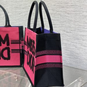 MEDIUM BOOK TOTE 36 IN COLORFUL CANVAS 226510