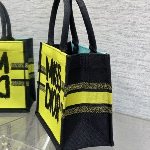 BOOK TOTE 26 IN COLORFUL CANVAS 226512