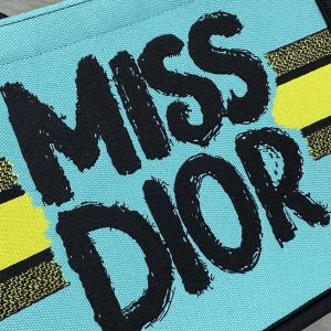 MEDIUM BOOK TOTE 36 IN COLORFUL CANVAS 226513