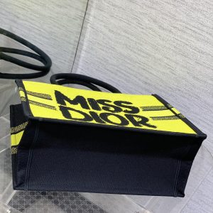 MEDIUM BOOK TOTE 36 IN COLORFUL CANVAS 226513