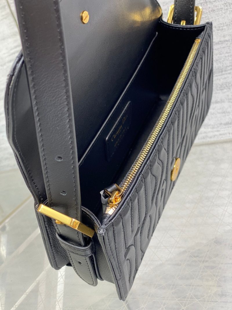 img_2b46f204_20240812_i1723448262_2798_3_jpg FLAP BAG 18 BLACK QUILTED ALLOVER CALFSKIN