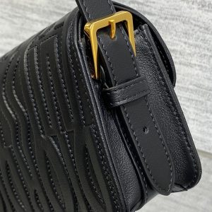img_2b46f204_20240812_i1723448262_5674_1_jpg FLAP BAG 18 BLACK QUILTED ALLOVER CALFSKIN