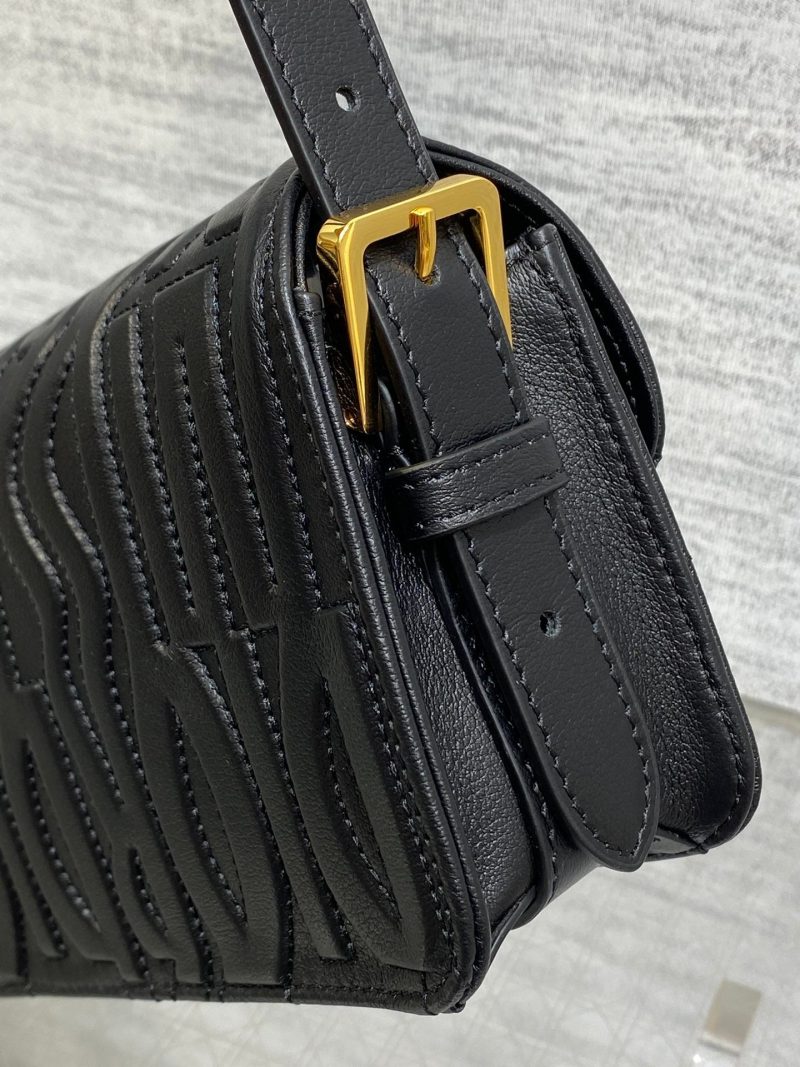 img_2b46f204_20240812_i1723448262_5674_1_jpg FLAP BAG 18 BLACK QUILTED ALLOVER CALFSKIN