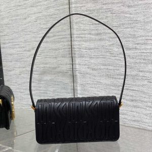img_2b46f204_20240812_i1723448262_6384_2_jpg FLAP BAG 18 BLACK QUILTED ALLOVER CALFSKIN