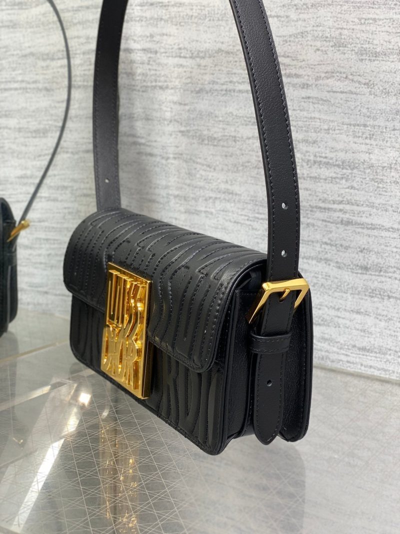 img_2b46f204_20240812_i1723448263_1098_7_jpg FLAP BAG 18 BLACK QUILTED ALLOVER CALFSKIN