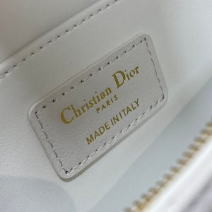 FLAP BAG 18 WHITE QUILTED ALLOVER CALFSKIN