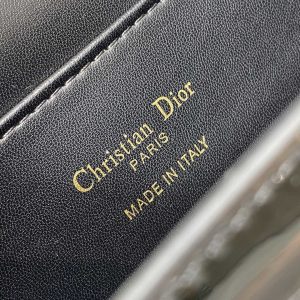 img_2b46f204_20240905_i1725526280_278_7_jpg FLAP BAG 18 IN BLACK PATENT CALFSKIN