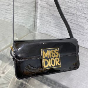 img_2b46f204_20240905_i1725526280_3720_5_jpg FLAP BAG 18 IN BLACK PATENT CALFSKIN
