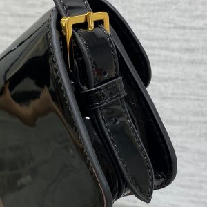 img_2b46f204_20240905_i1725526280_5610_1_jpg FLAP BAG 18 IN BLACK PATENT CALFSKIN