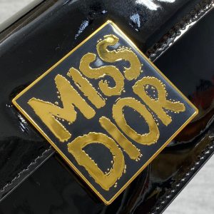 img_2b46f204_20240905_i1725526280_9089_8_jpg FLAP BAG 18 IN BLACK PATENT CALFSKIN